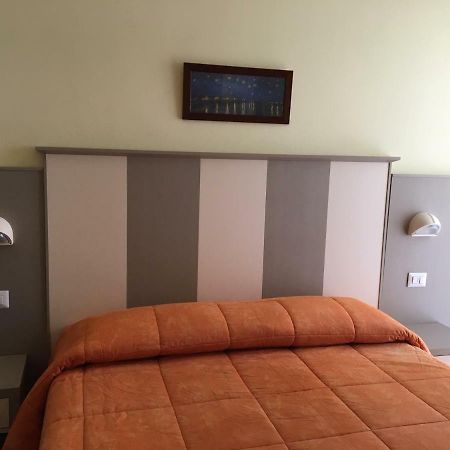 Hotel Laila Cesenatico Ngoại thất bức ảnh
